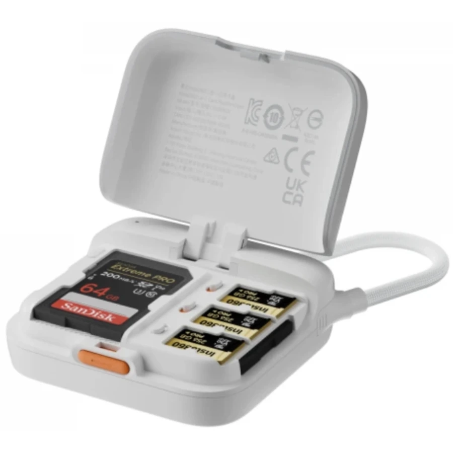 Insta360 pokrowiec i czytnik kart pami�ci insta360 2-in-1 card reader + case