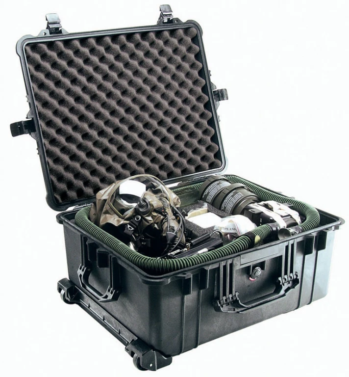 Peli (TM)1610 skrzynia z gąbką czarna