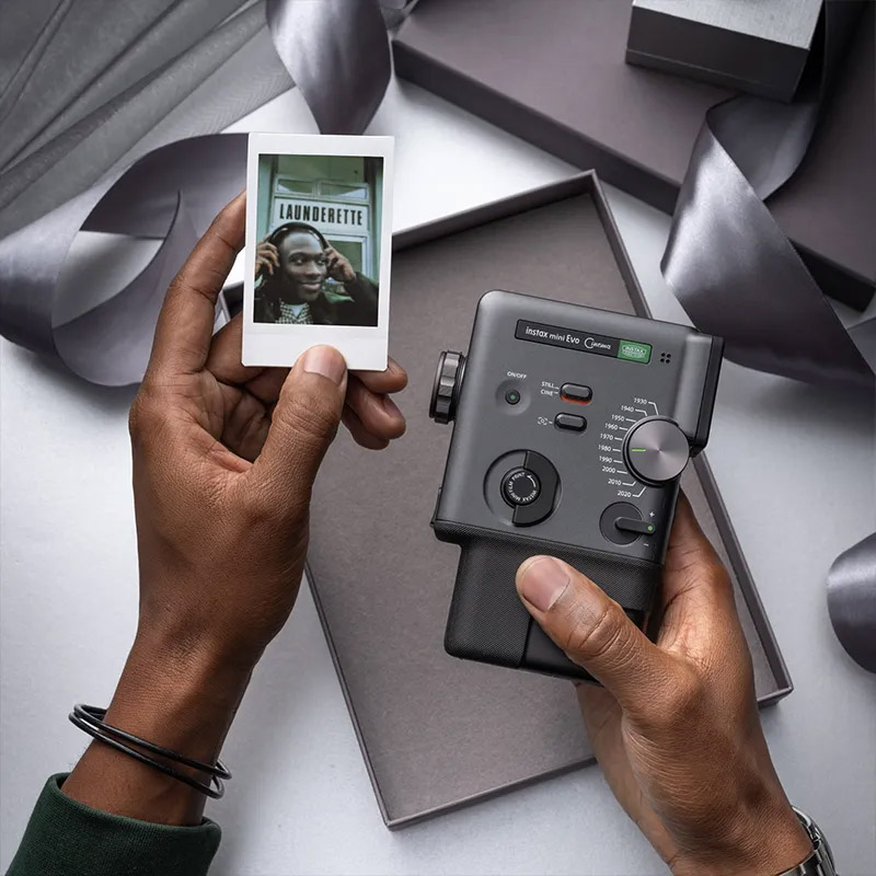 Aparat Fujifilm Instax Evo Cinema Camera