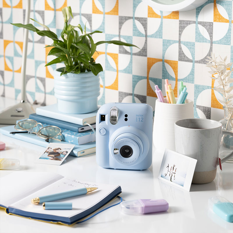 Aparat FujiFilm Instax Mini 12 kwiatowy róż