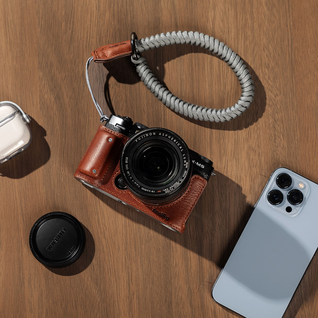Smallrig Zestaw skórzanego pół-etui do Canon EOS R50 V, czarny [5433]