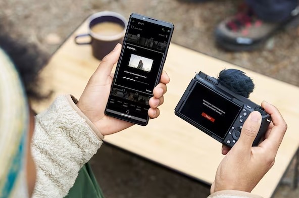 Aparat cyfrowy Sony ZV-E1 (ZVE1BDI.EU)