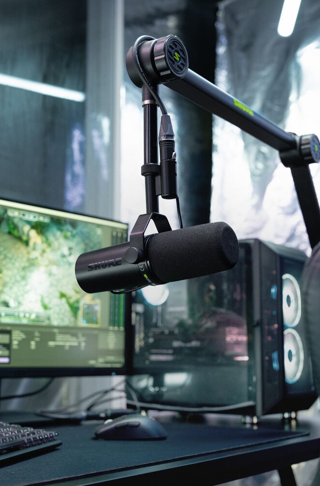 Shure Mikrofon wokalny SM7dB z przedwzmacniaczem przy biurku