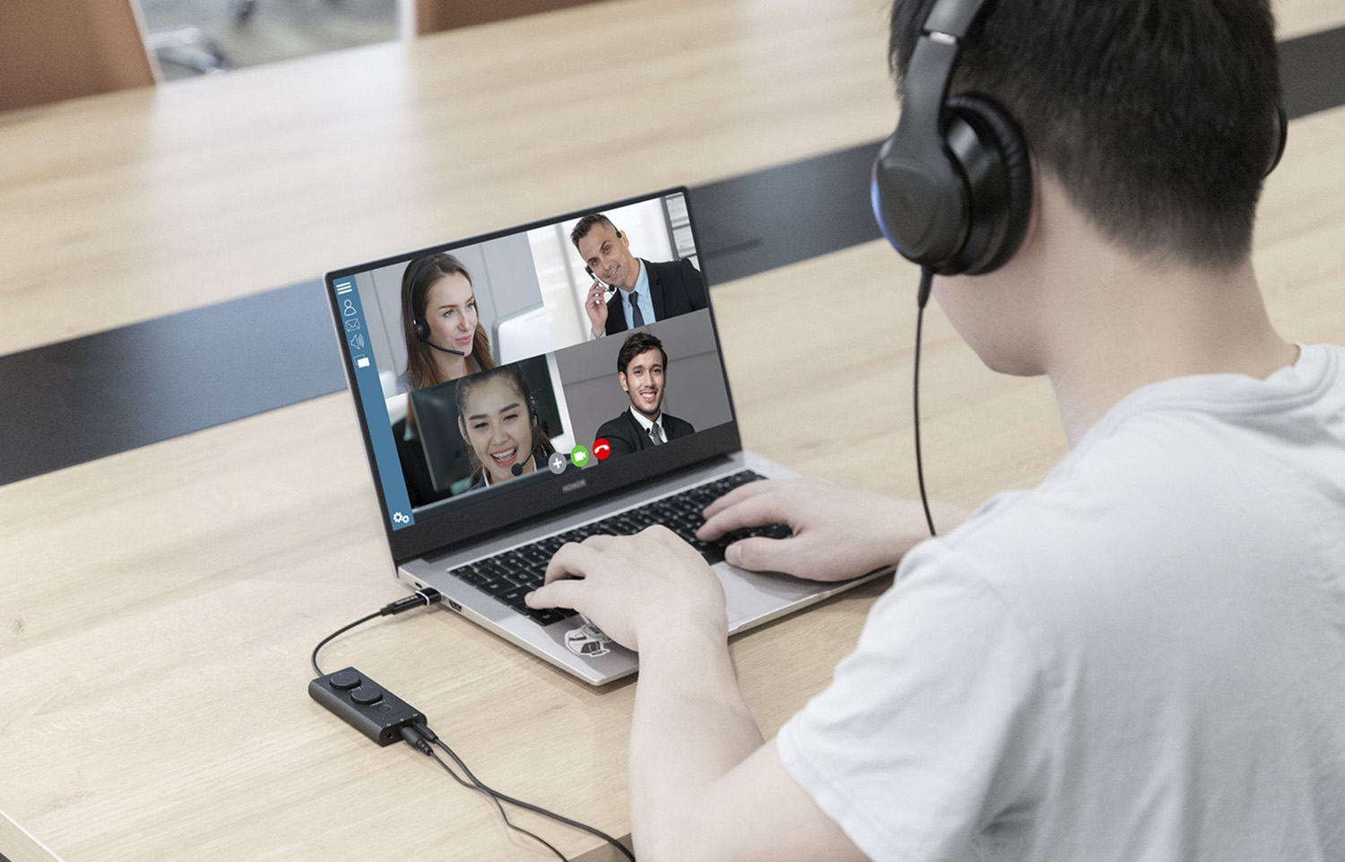 Saramonic Karta dźwiękowa SR-EA5 - 3x mini jack / USB-C / USB-A