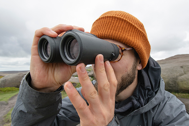 Lornetka Nikon PROSTAFF P7 8x30