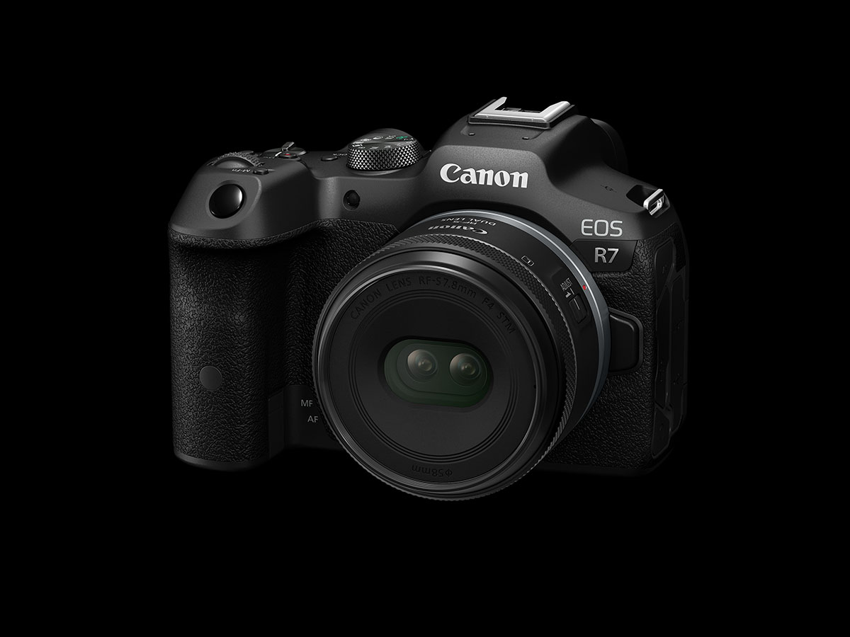 Obiektyw Canon RF-S 7.8mm F4 STM DUAL