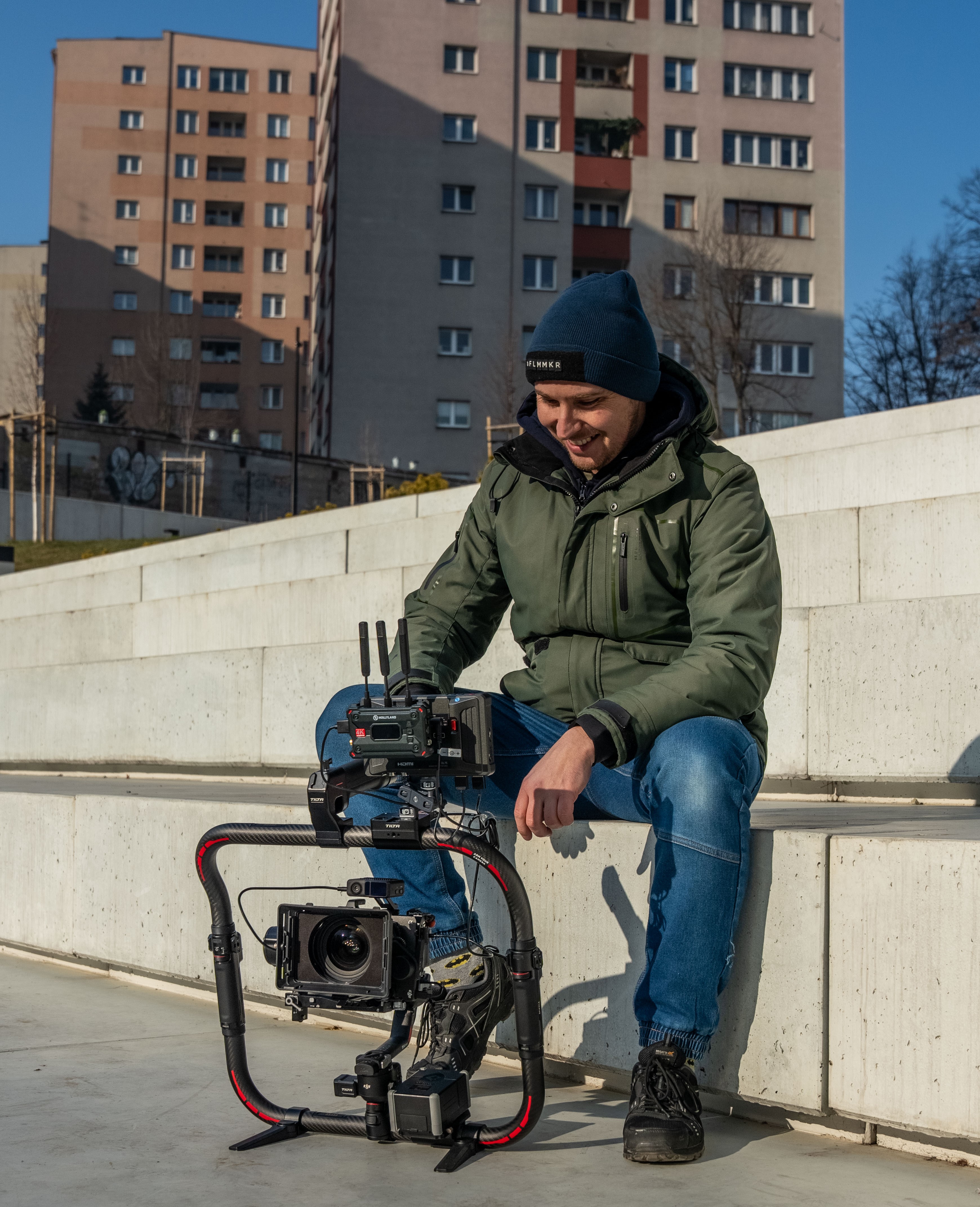 Cyfrowepl Masterclass filmowy. Gimbal vs handheld. Tworzenie obrazu różnymi technikami z Piotrem Chrobakiem