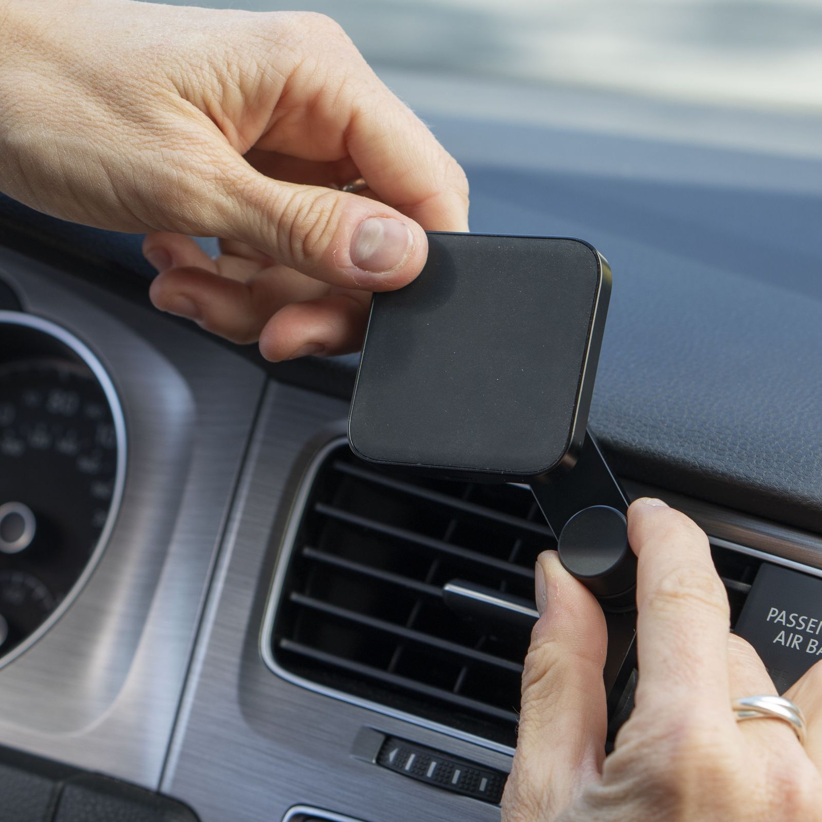 Peak Design Mobile Car Mount Vent magnetyczny uchwyt samochodowy na wentylator