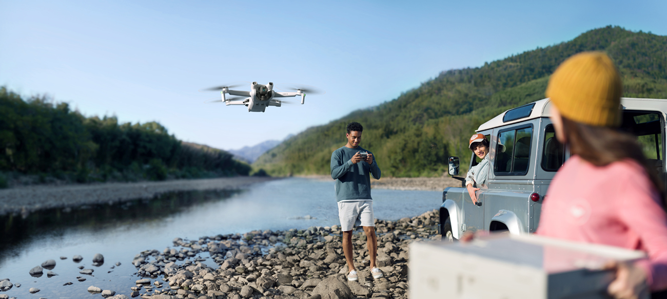 Dron DJI Mini 3 Fly More Combo (RC-N1)